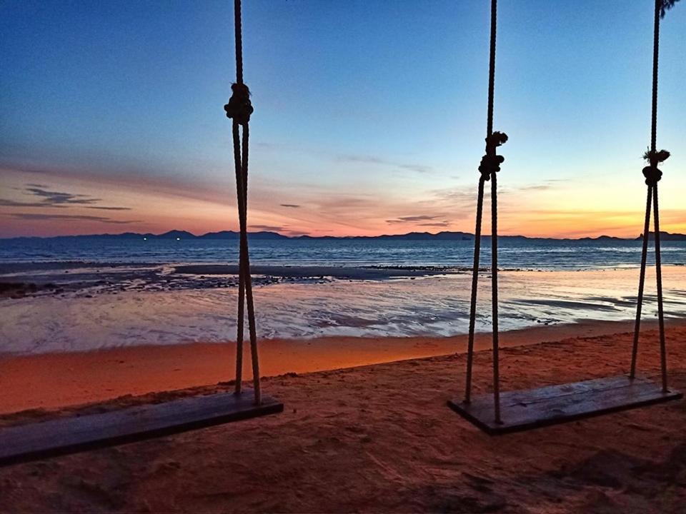 The Nine Thipthara Klongson Resort Ban Nong Thale Esterno foto
