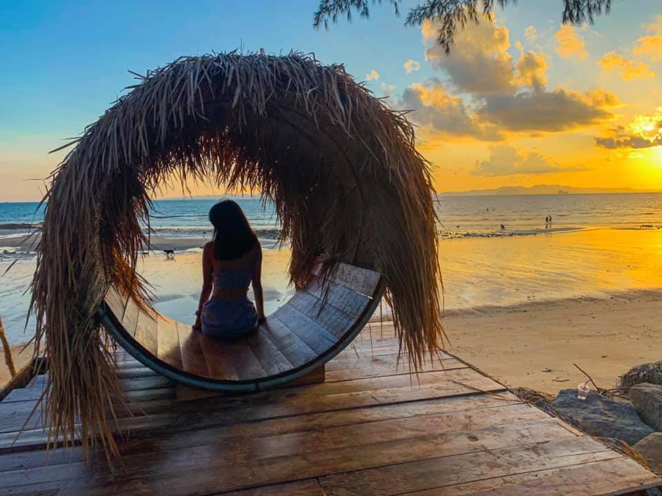 The Nine Thipthara Klongson Resort Ban Nong Thale Esterno foto