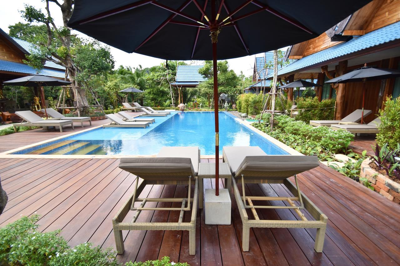 The Nine Thipthara Klongson Resort Ban Nong Thale Esterno foto