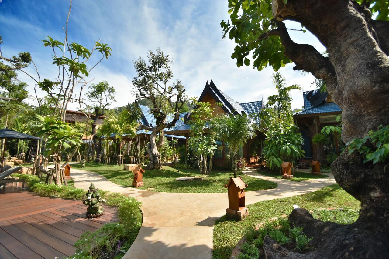 The Nine Thipthara Klongson Resort Ban Nong Thale Esterno foto