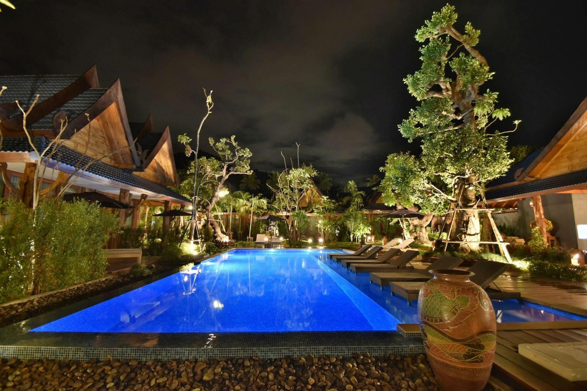 The Nine Thipthara Klongson Resort Ban Nong Thale Esterno foto